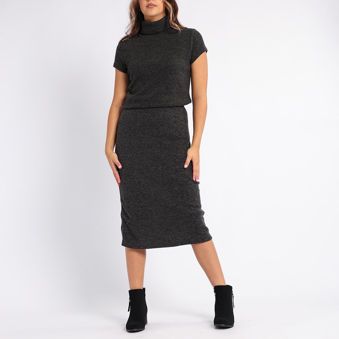 ALORA LADIES BLACK TOP