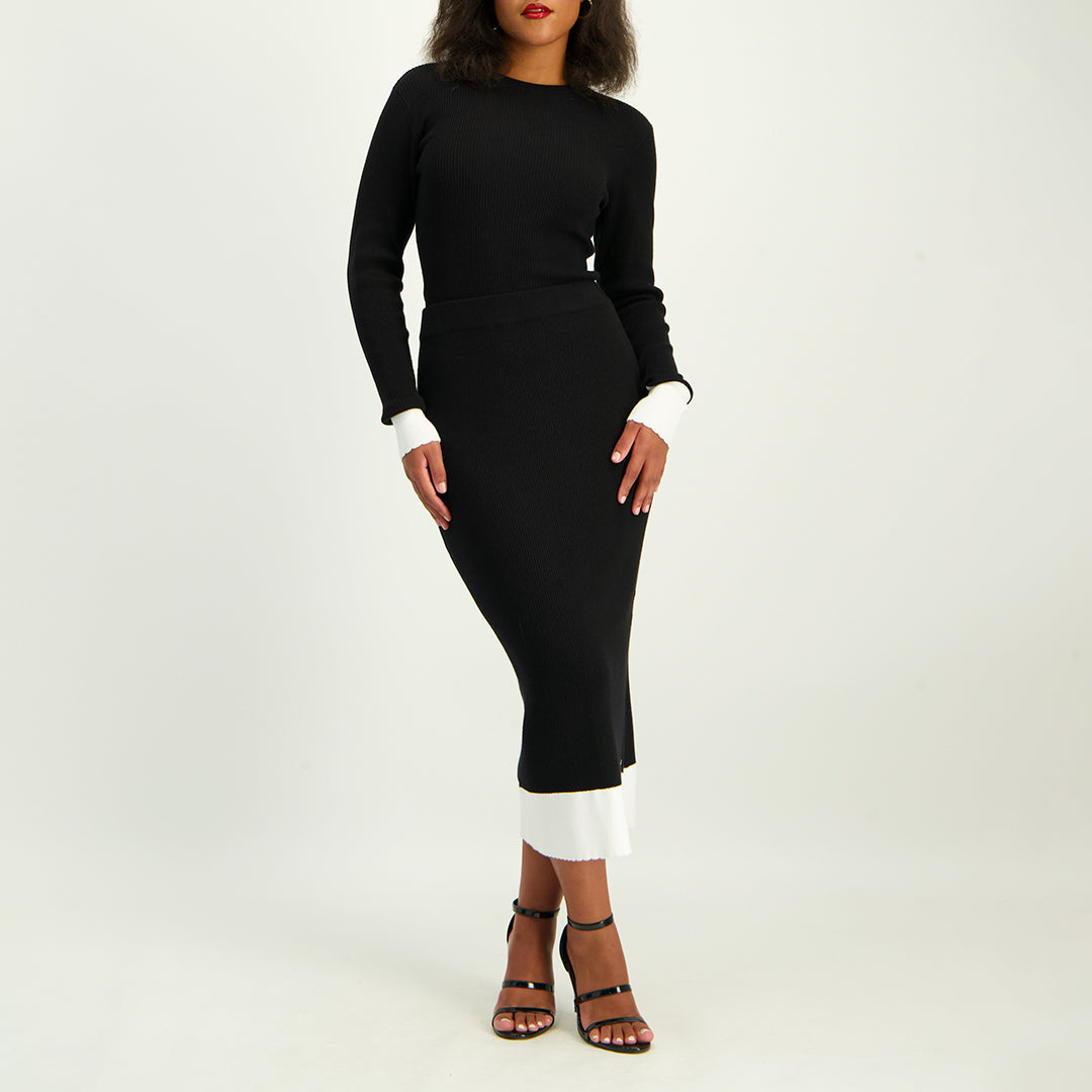 Ladies Black/Cream Skirt