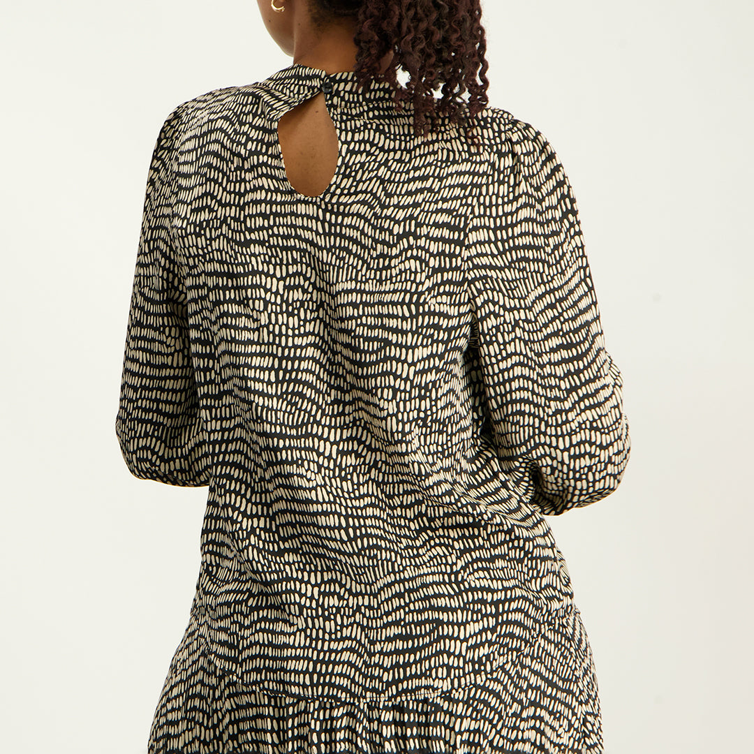 Ladies Black/Cream Blouse