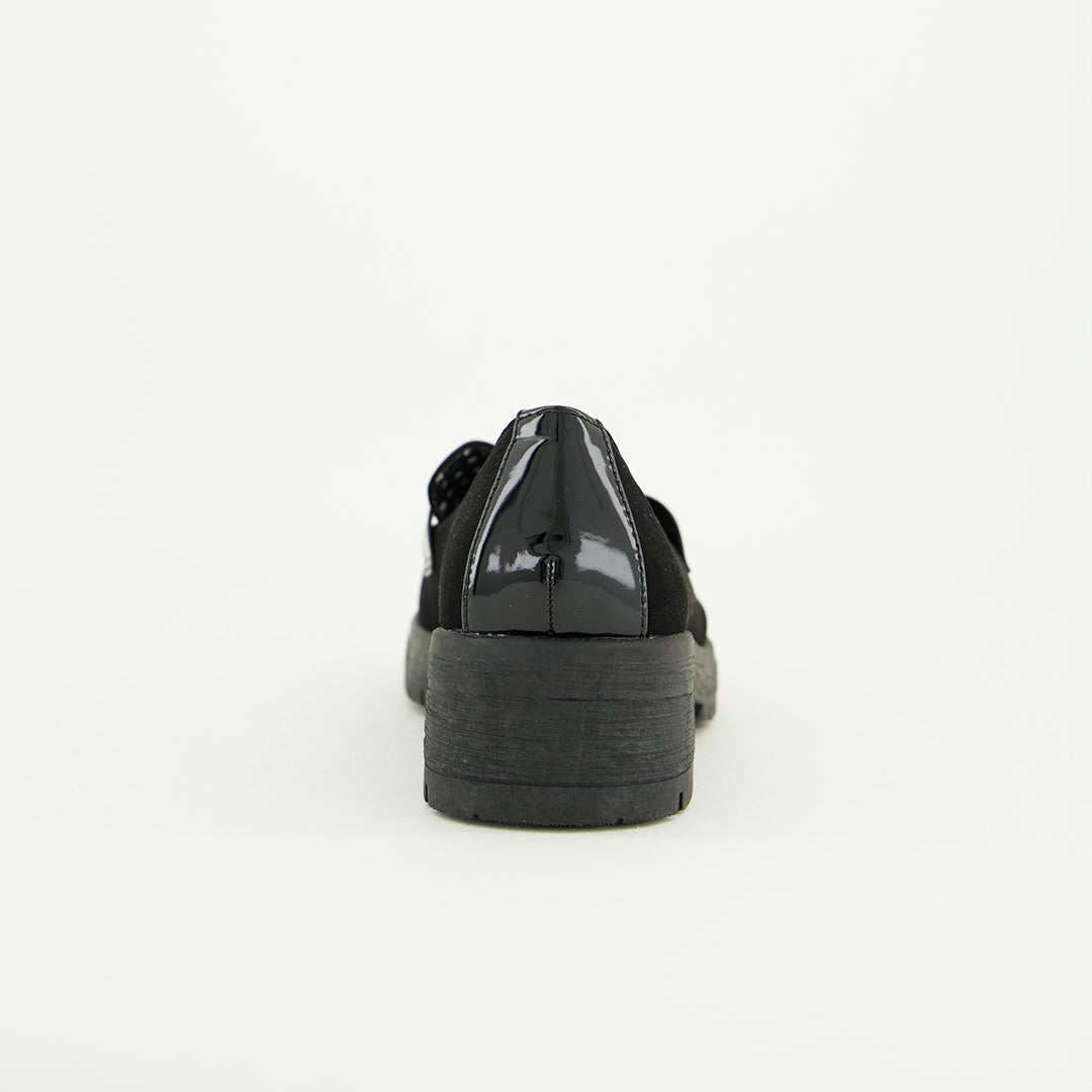 Velvet Loafer.Patent Strap.Taseel Detail.