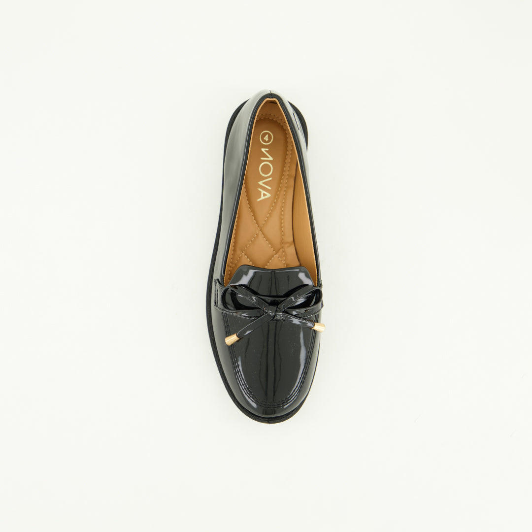 Patent Comfort Loafer.Patent Bow Detail.