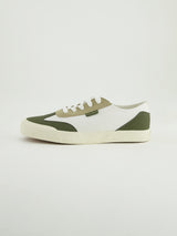 Canvas Sneaker.