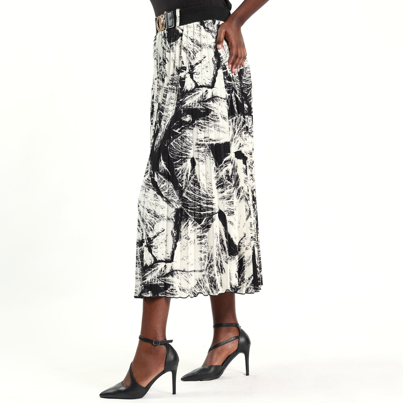 Black/White Pleated Skirt