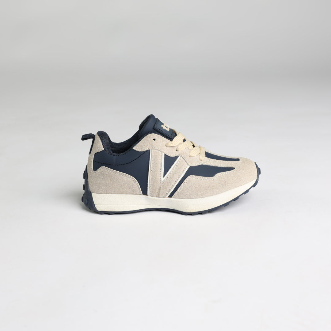 Sneaker.Wrapped Outsole.