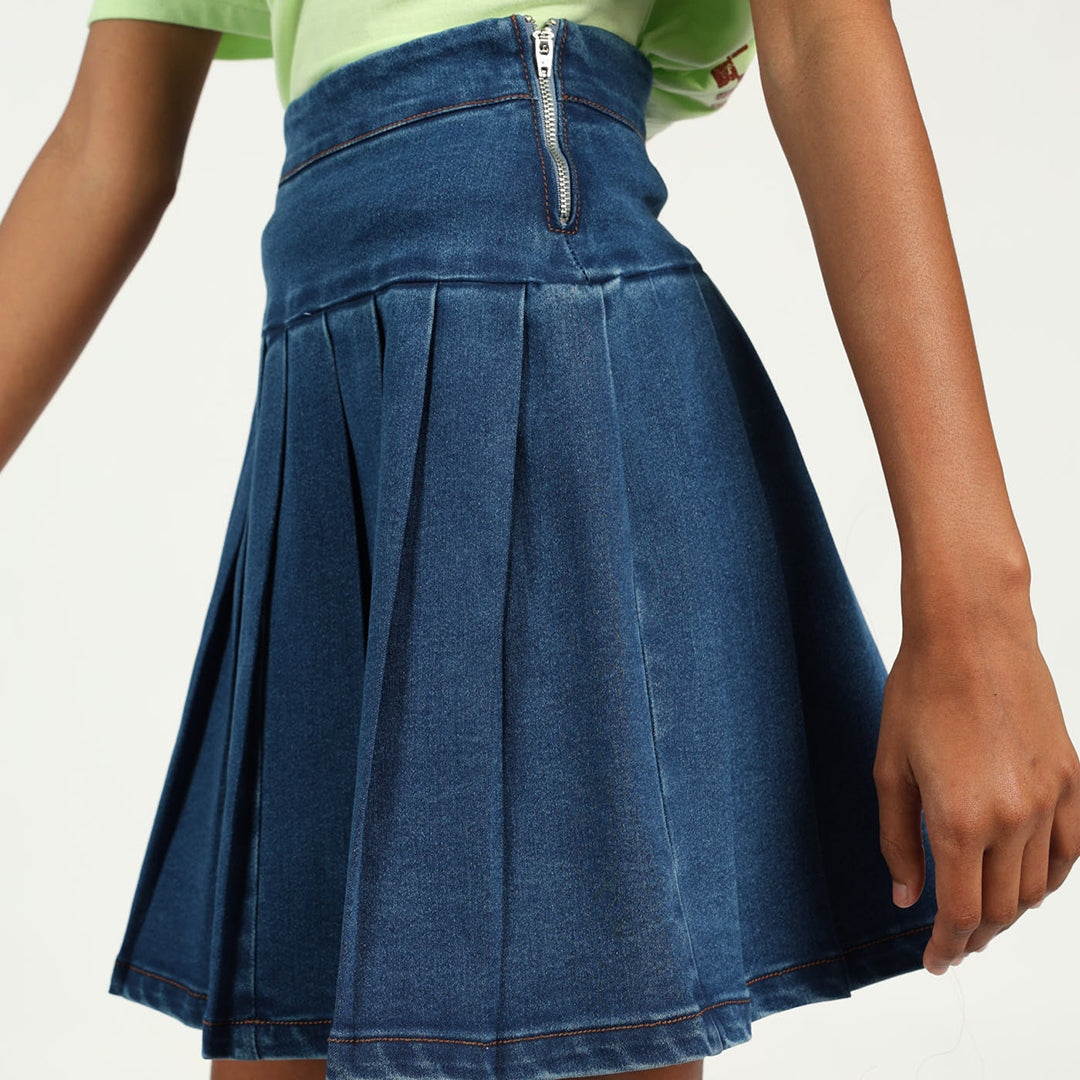 GIRLSWEAR DENIM PLEATED SKIRT MED WASH