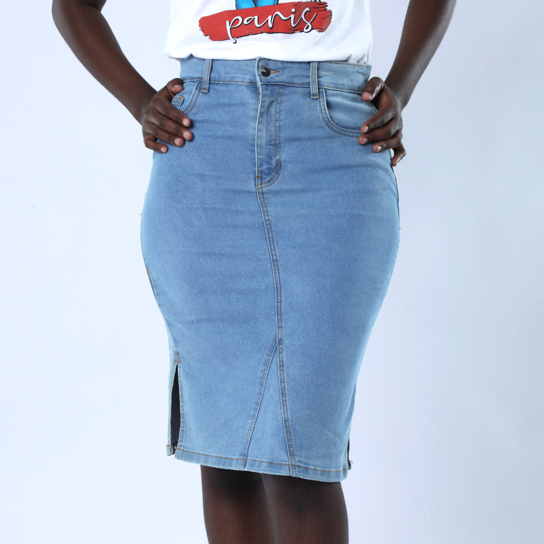 LADIES ALORA LIGHT WASH DENIM SKIRT WITH SIDE SLIT
