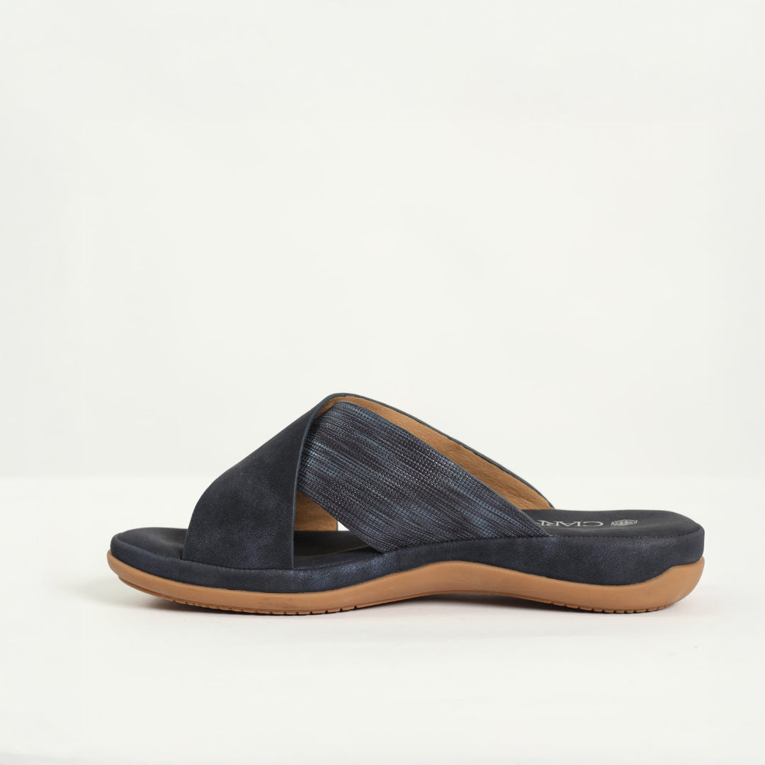Comfort Push In Sandal.Black Diamante