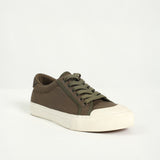 Canvas Sneaker.