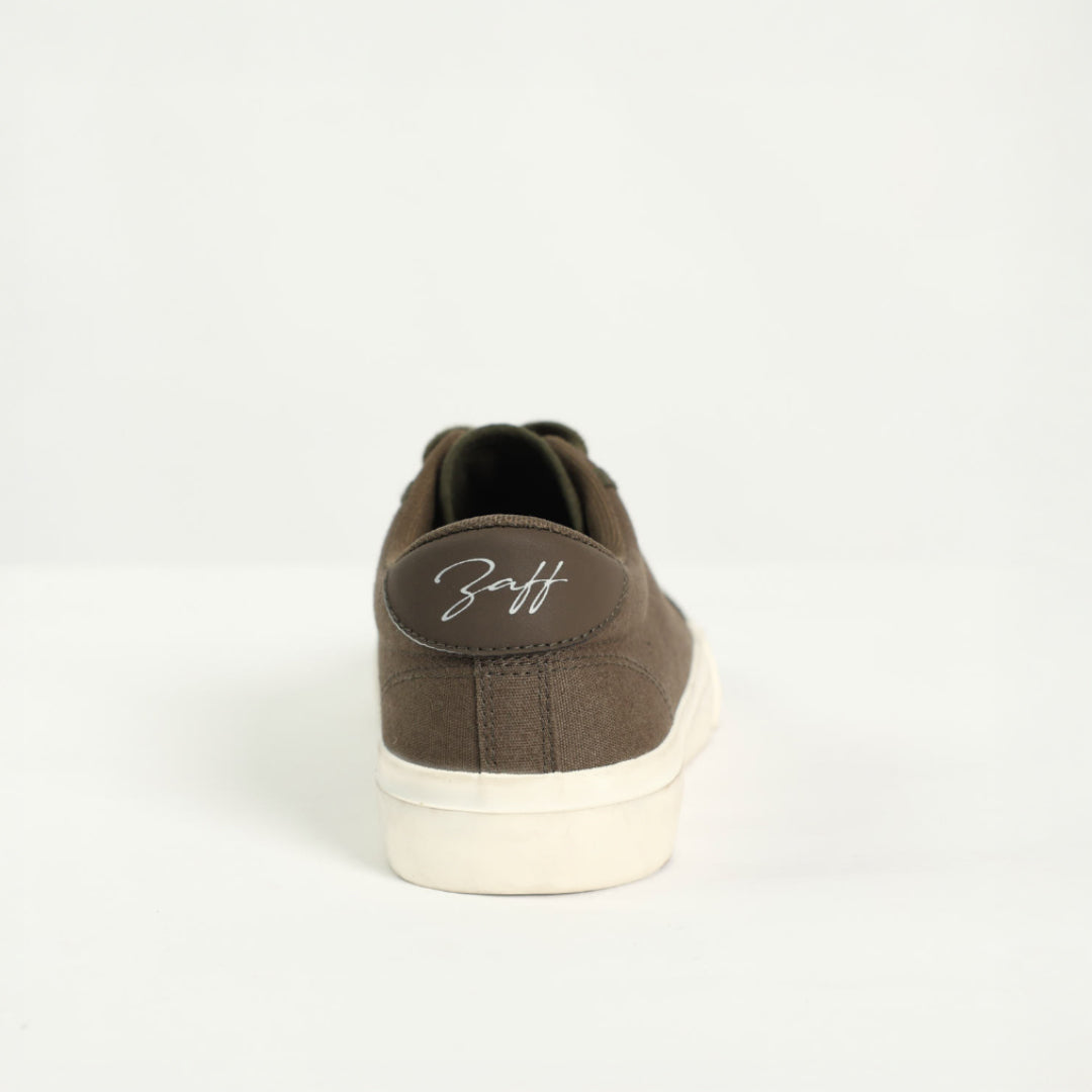Canvas Sneaker.