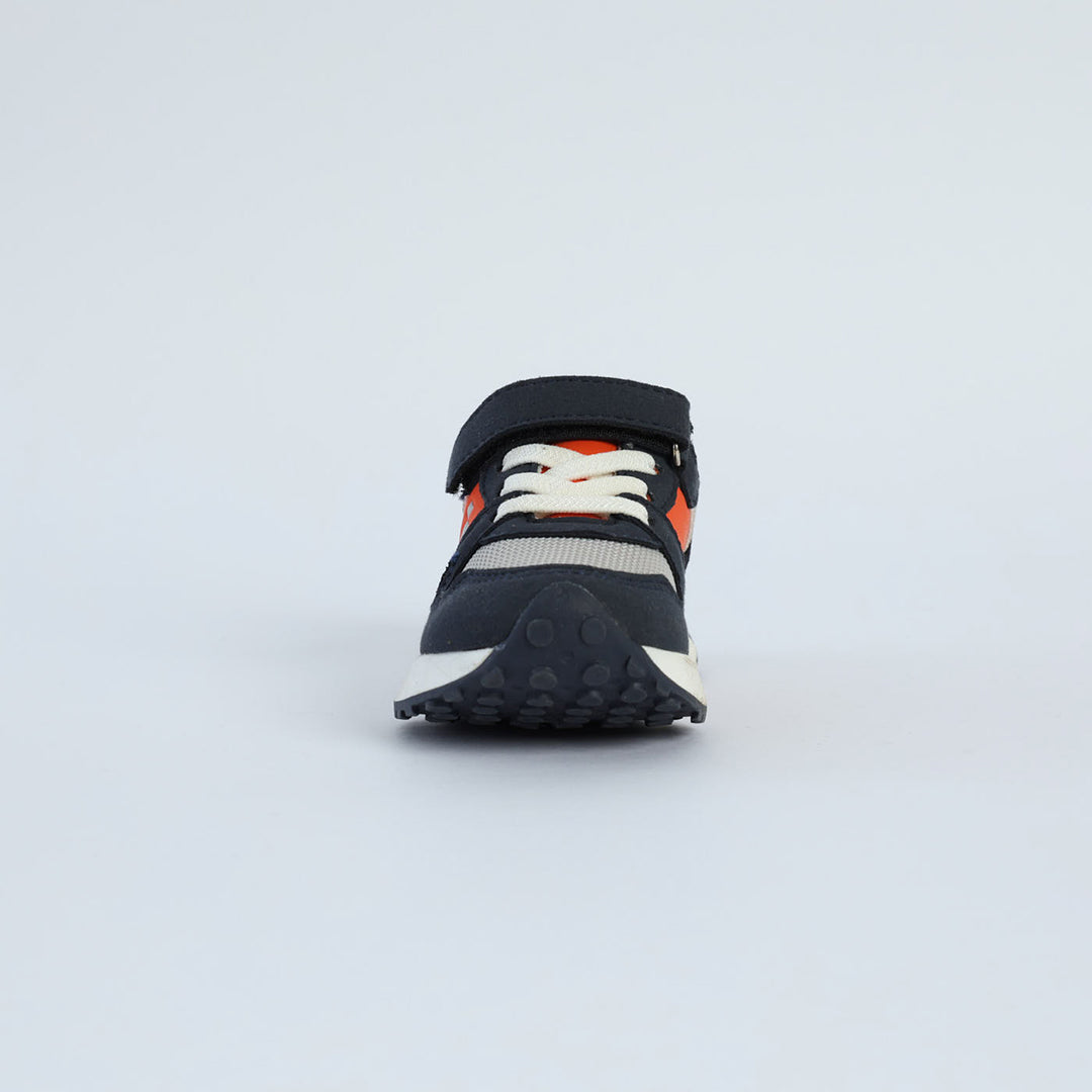 Sneaker.Wrapped Outsole.