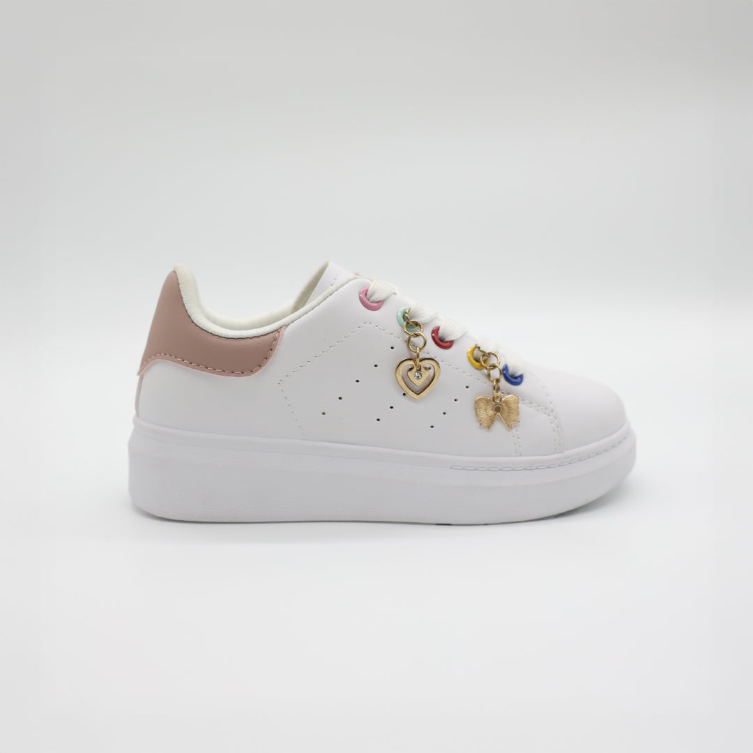 Charmed Sneaker.Multi Eyelet.