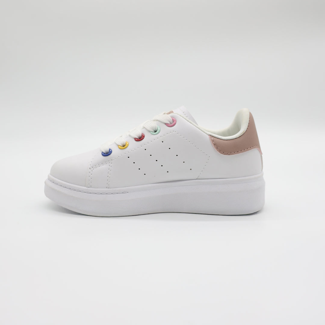 Charmed Sneaker.Multi Eyelet.