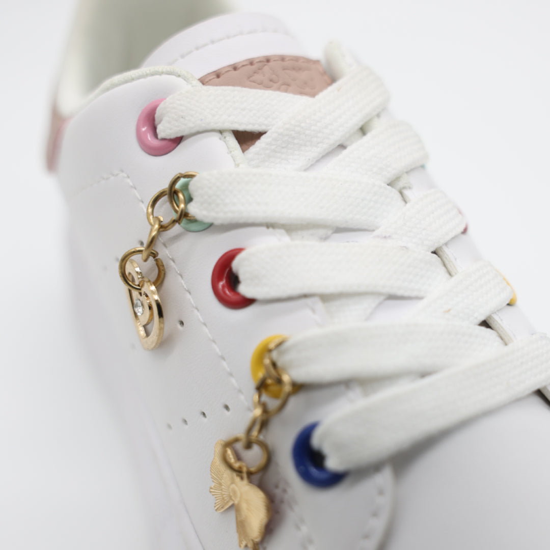 Charmed Sneaker.Multi Eyelet.