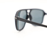 Aviator Sunglasses With Smoke Solid Lens.