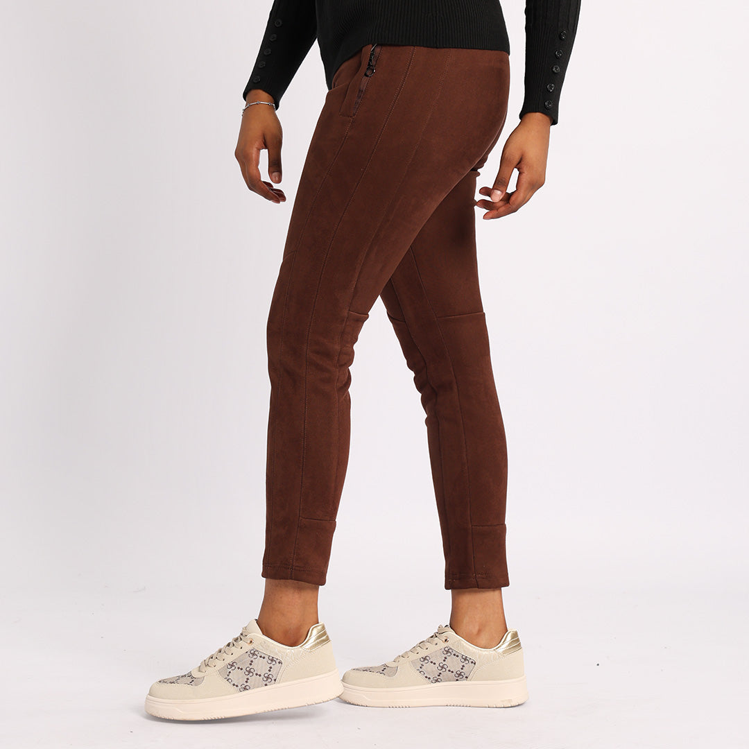 BROWN SUEDE PANT WITH ZIP ON POCKETS