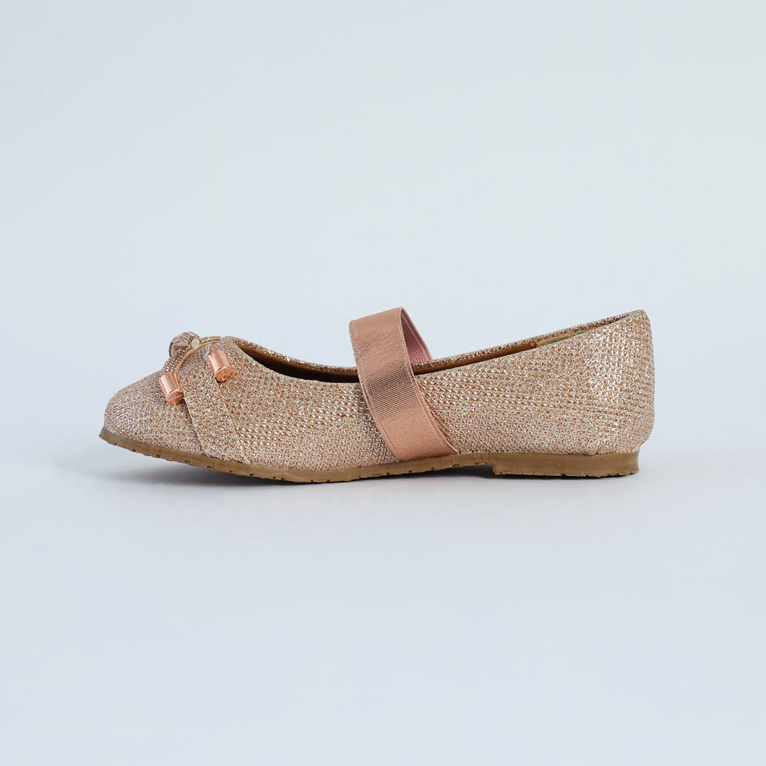 Glitter Pump.Trim And Elastic Detail. TRB Fashion Fusion