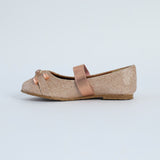 Glitter Pump.Trim And Elastic Detail.