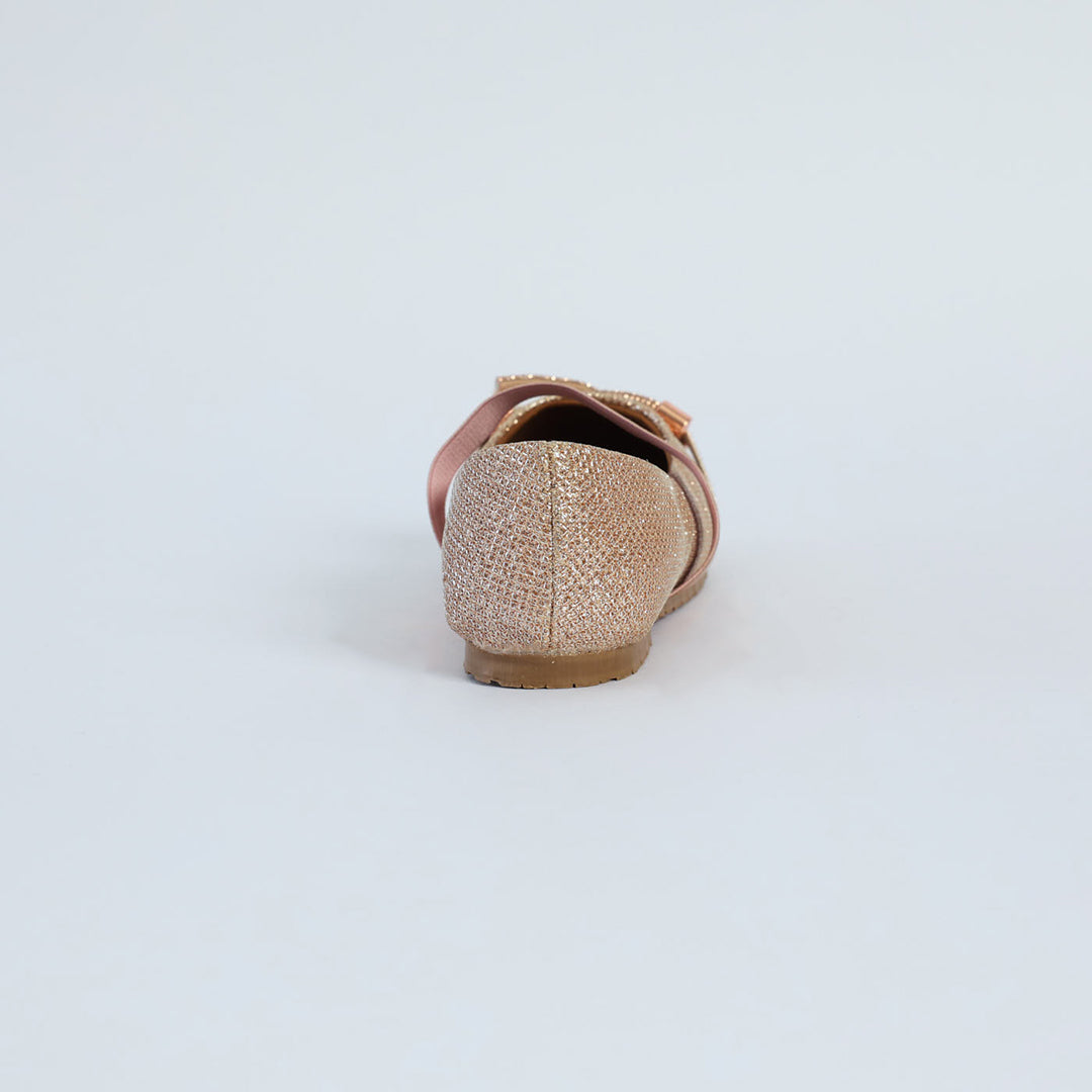 Glitter Pump.Trim And Elastic Detail. TRB Fashion Fusion