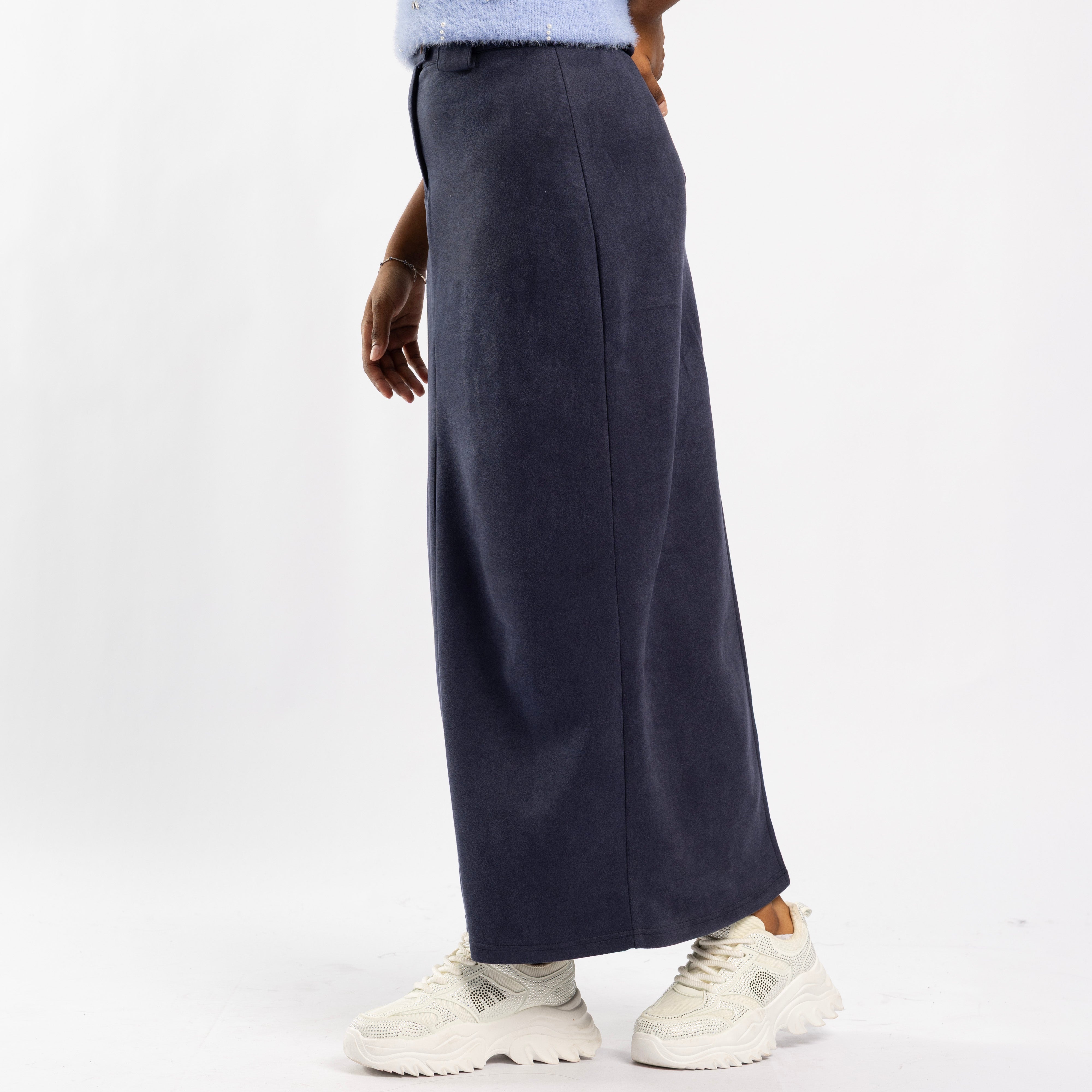 NAVY SUEDE SKIRT WITH SLIT ON THE BACK