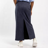 NAVY SUEDE SKIRT WITH SLIT ON THE BACK