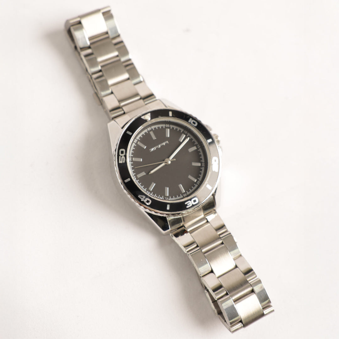 Link Watch With Black Dial.