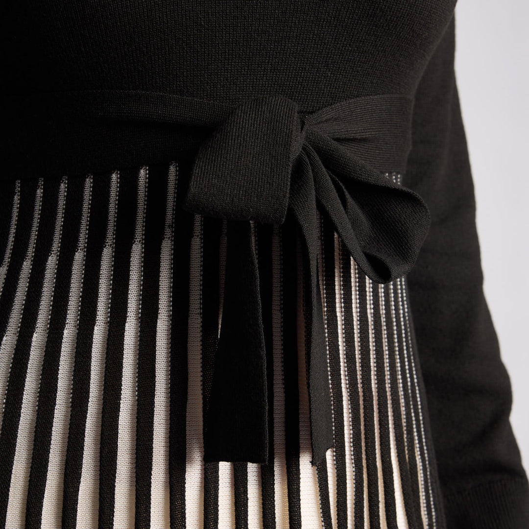 LDS TURTLE NECK DRESS