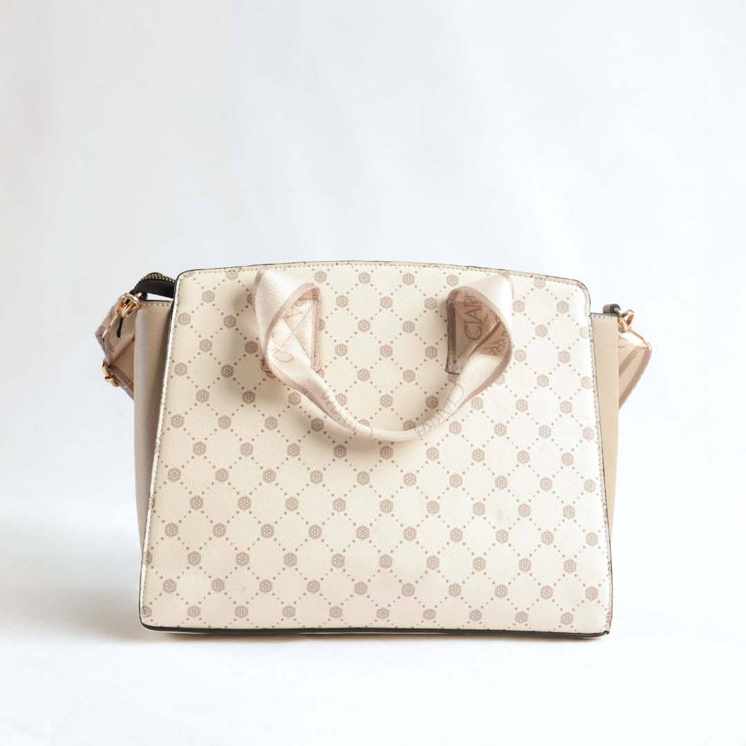 large Tote Bag.Aop Details.