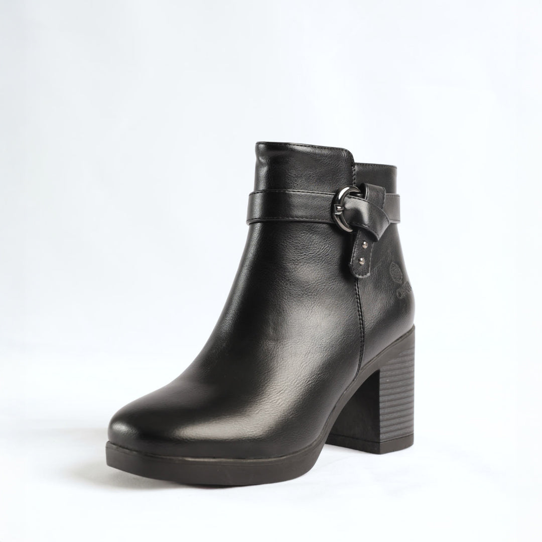 Ankle Boot.Tie Up Buckle Trim.