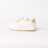 WHITE SNEAKER