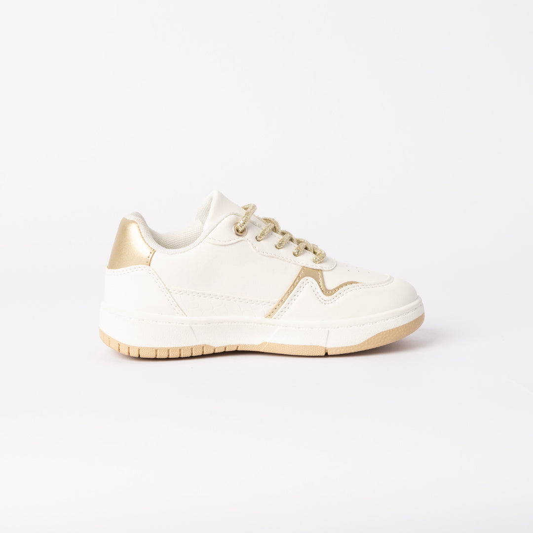 WHITE SNEAKER