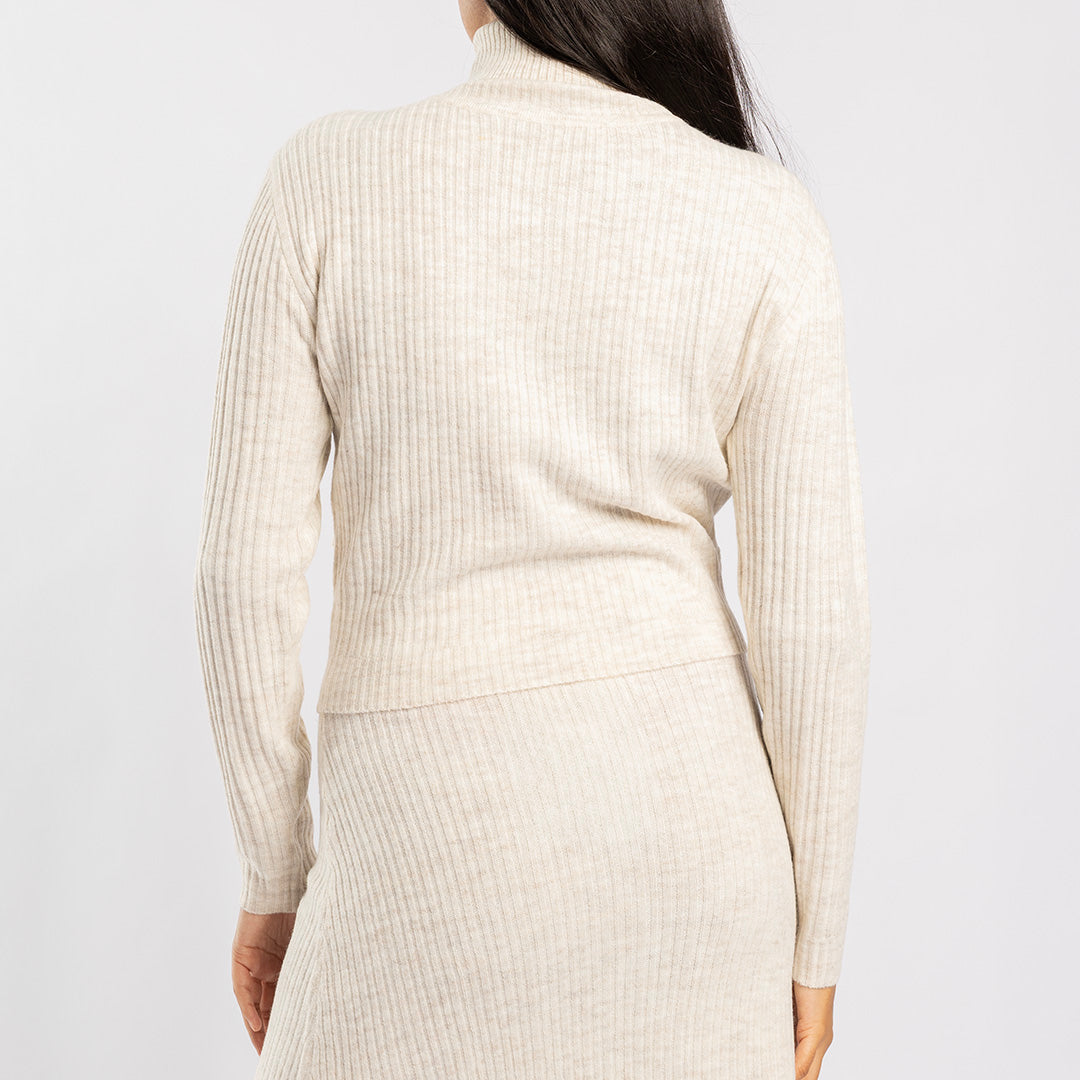 CREAM LONG SLEEVE POLONECK