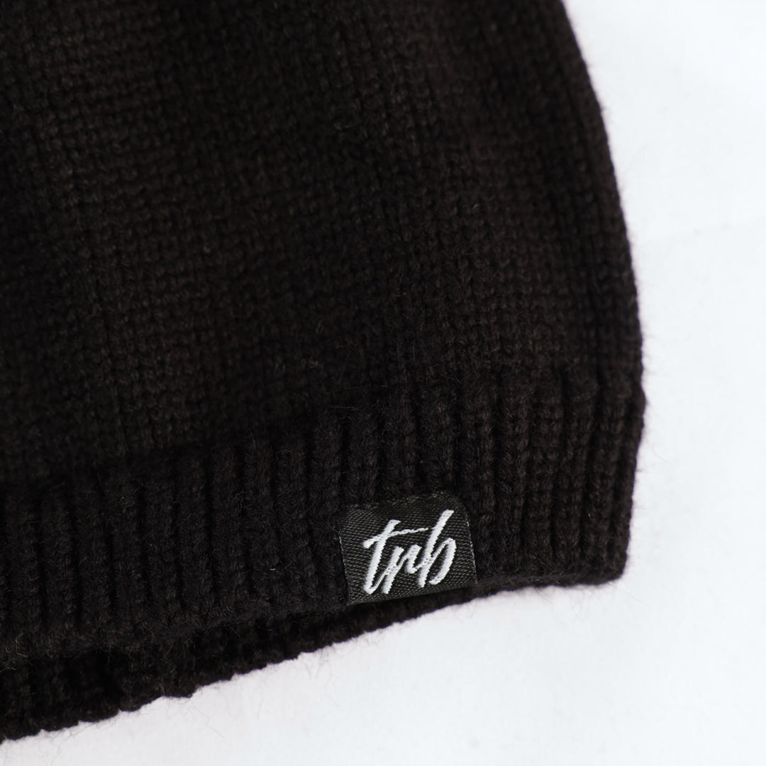 Knit Skull Beanie.Pom Pom.