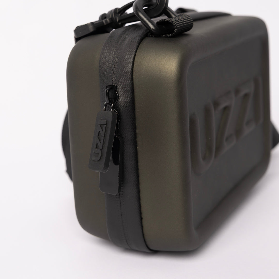 CHARCOAL HARDCASE CROSSBODY RUBBER BAG
