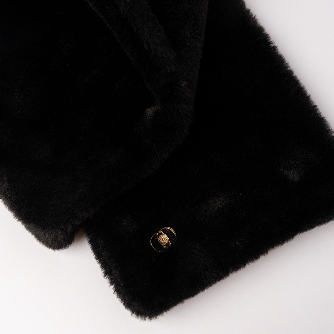 Fur Scarf.Ciarra Broach.