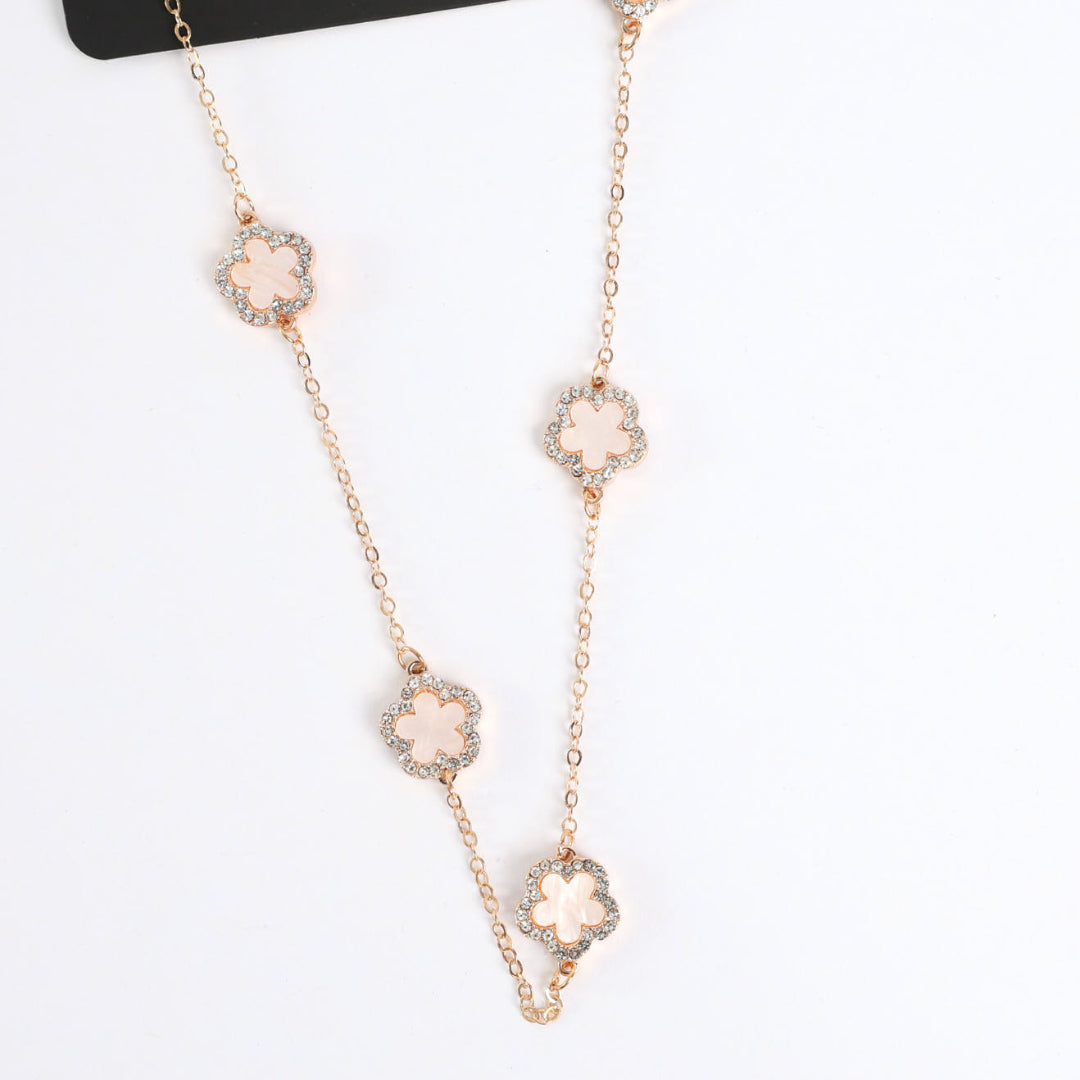 Necklace And Earring Set.Mother Of Pearl. CIARRA Fashion Fusion