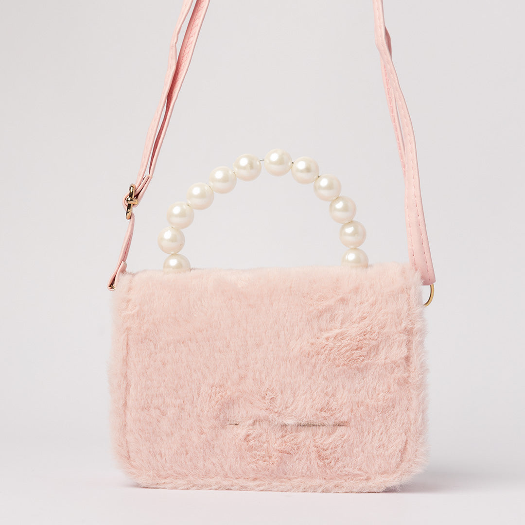 Fur Flap Bag.Bow Badges