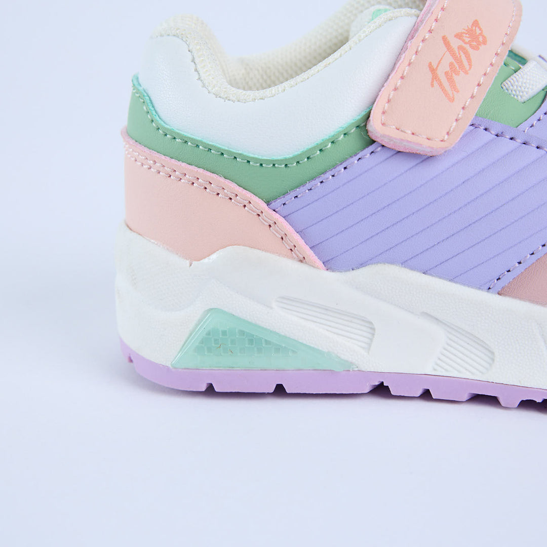 Velcro Trainer Sneaker.