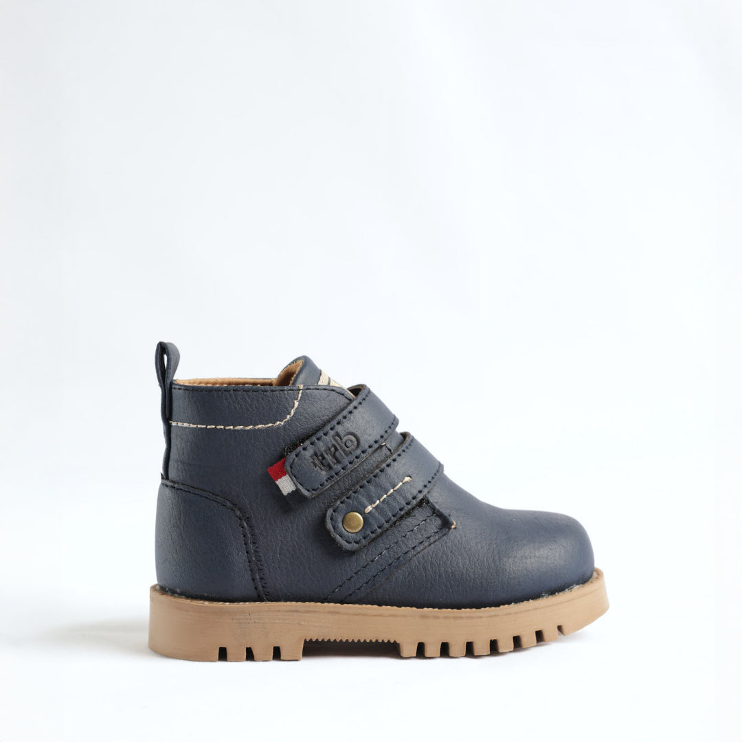Double Velcro Strap Boot.Woven Badge.