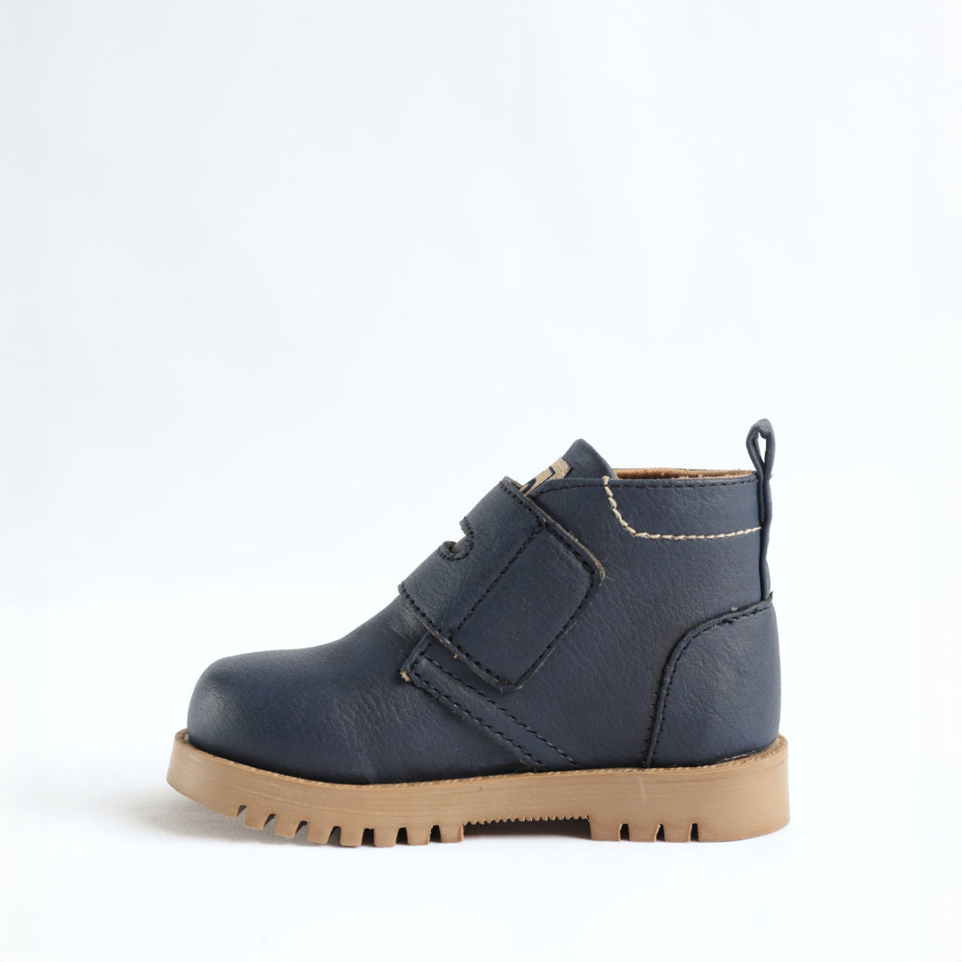 Double Velcro Strap Boot.Woven Badge.