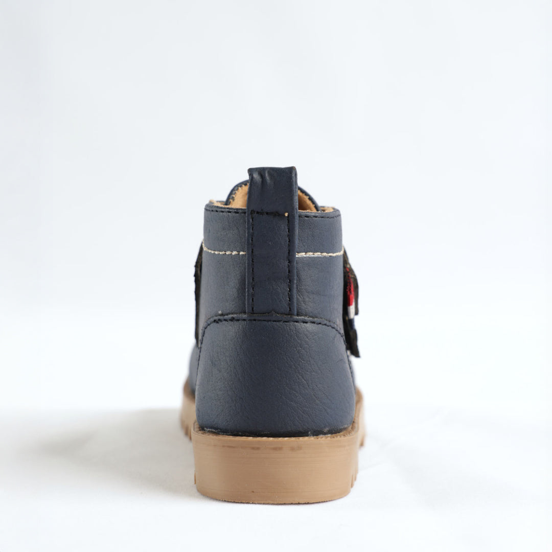 Double Velcro Strap Boot.Woven Badge.