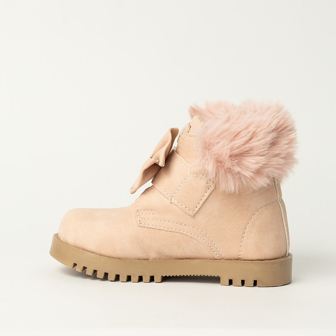 Lace Up Boot.Fur Collar.