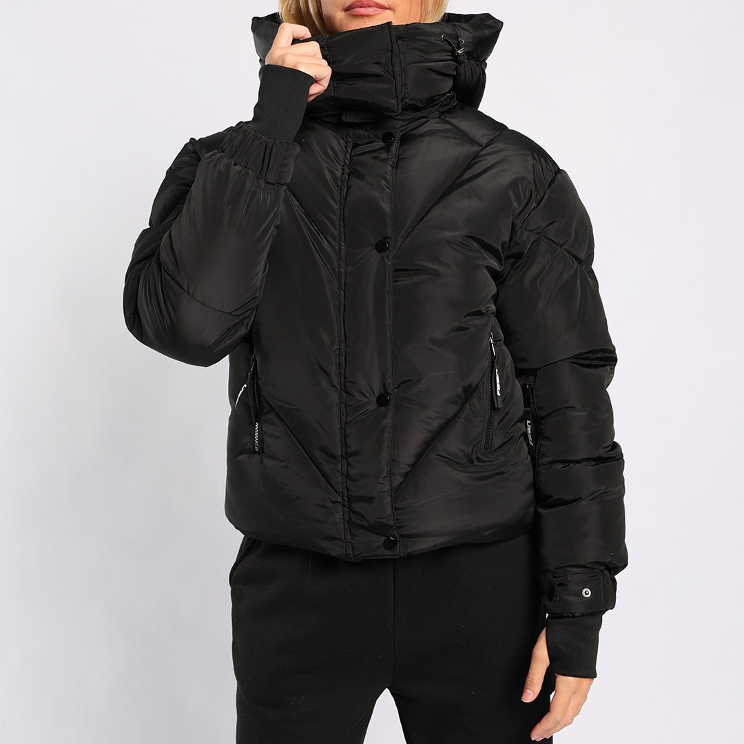 BLACK HOODED PUFFER JACKET