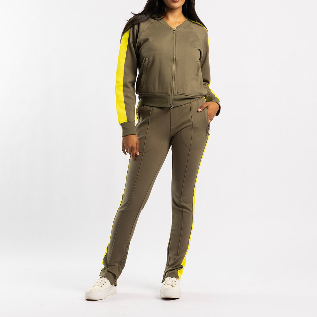 OLIVE JACKET WITH PINK SLEEVES