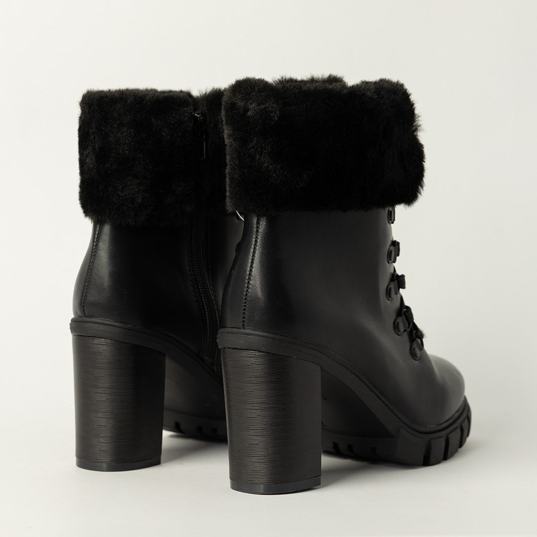 BLACK LACE UP UTILITY HEEL BOOT