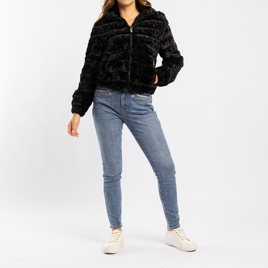 BLACK LONG SLEEVE FUR JACKET