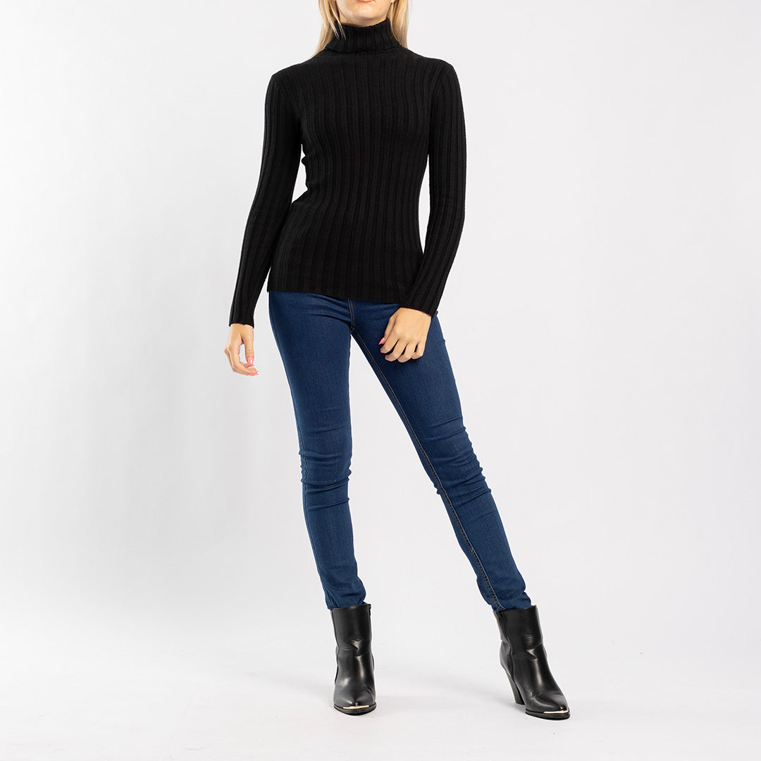BLACK LONG SLEEVE POLONECK