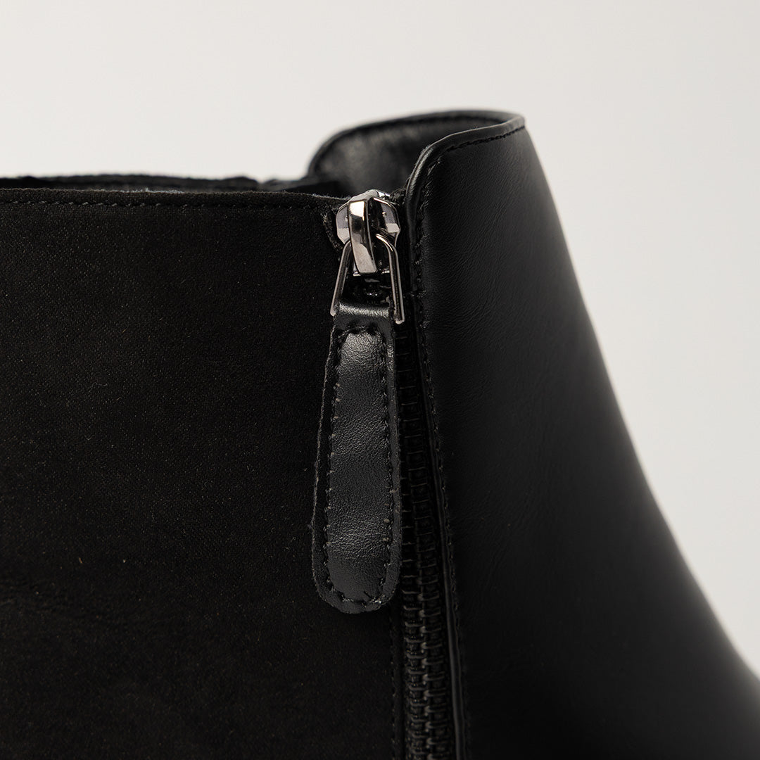 BLACK PU CHELSEA BOOT