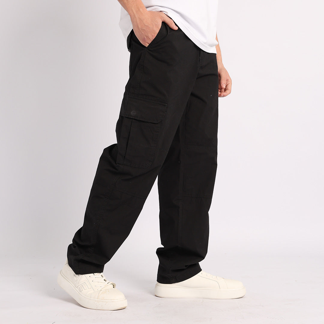 BLACK CARGO PANTS