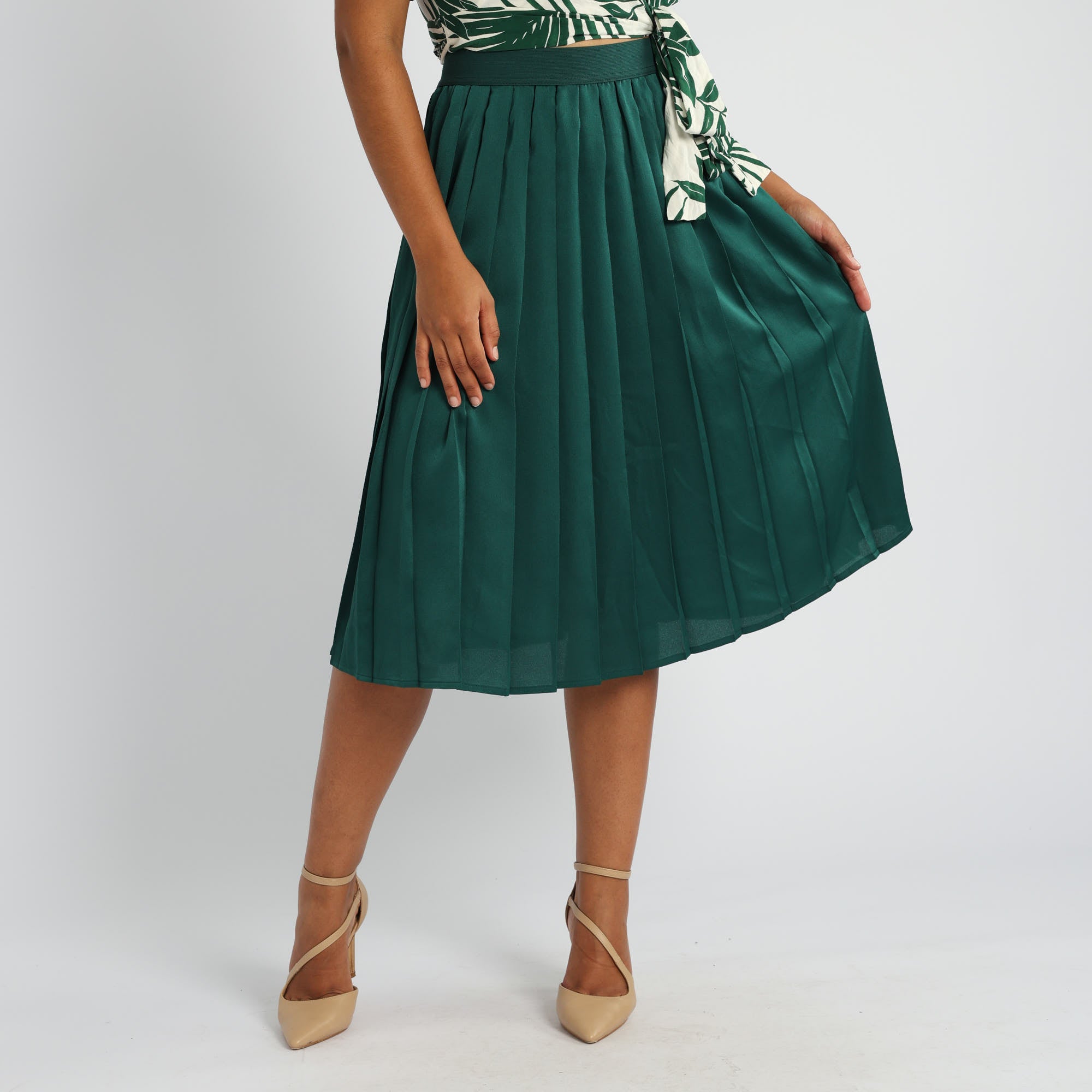 GREEN PLEATED SKIRT