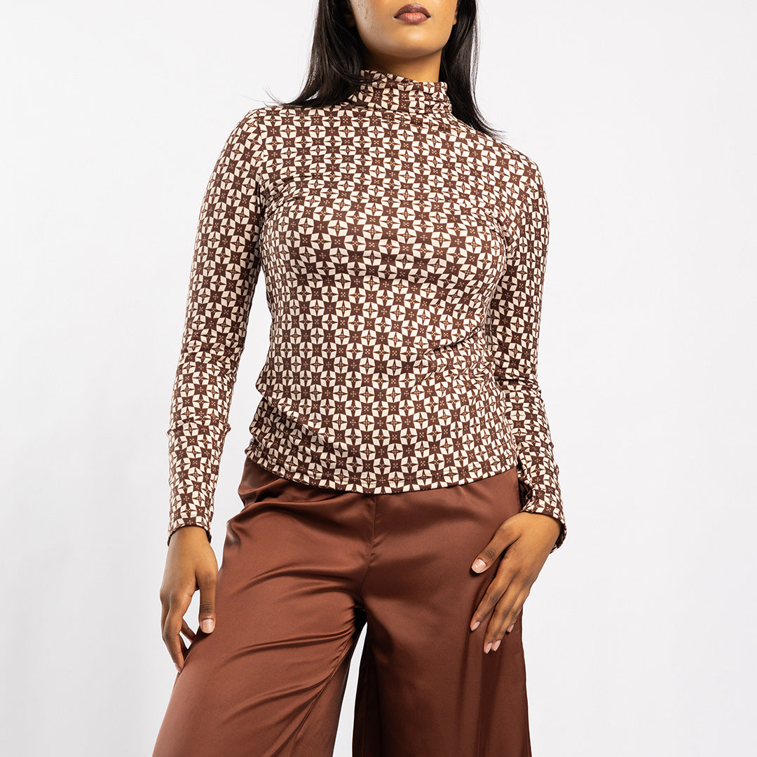 BROWN PRINTED LONG SLEEVE POLONECK